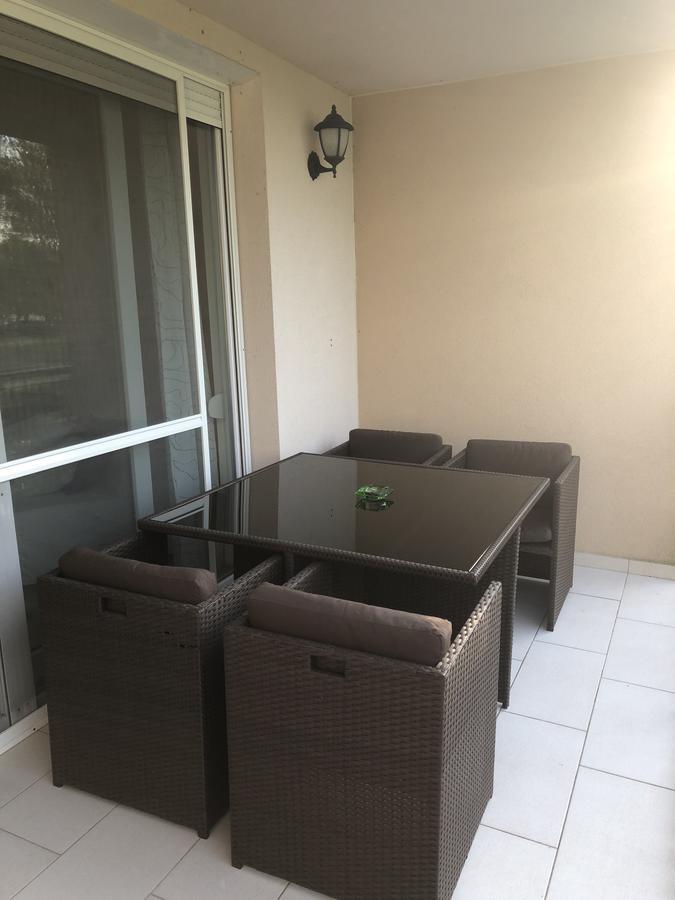 Relax Apartman Apartment Zamárdi Exterior foto