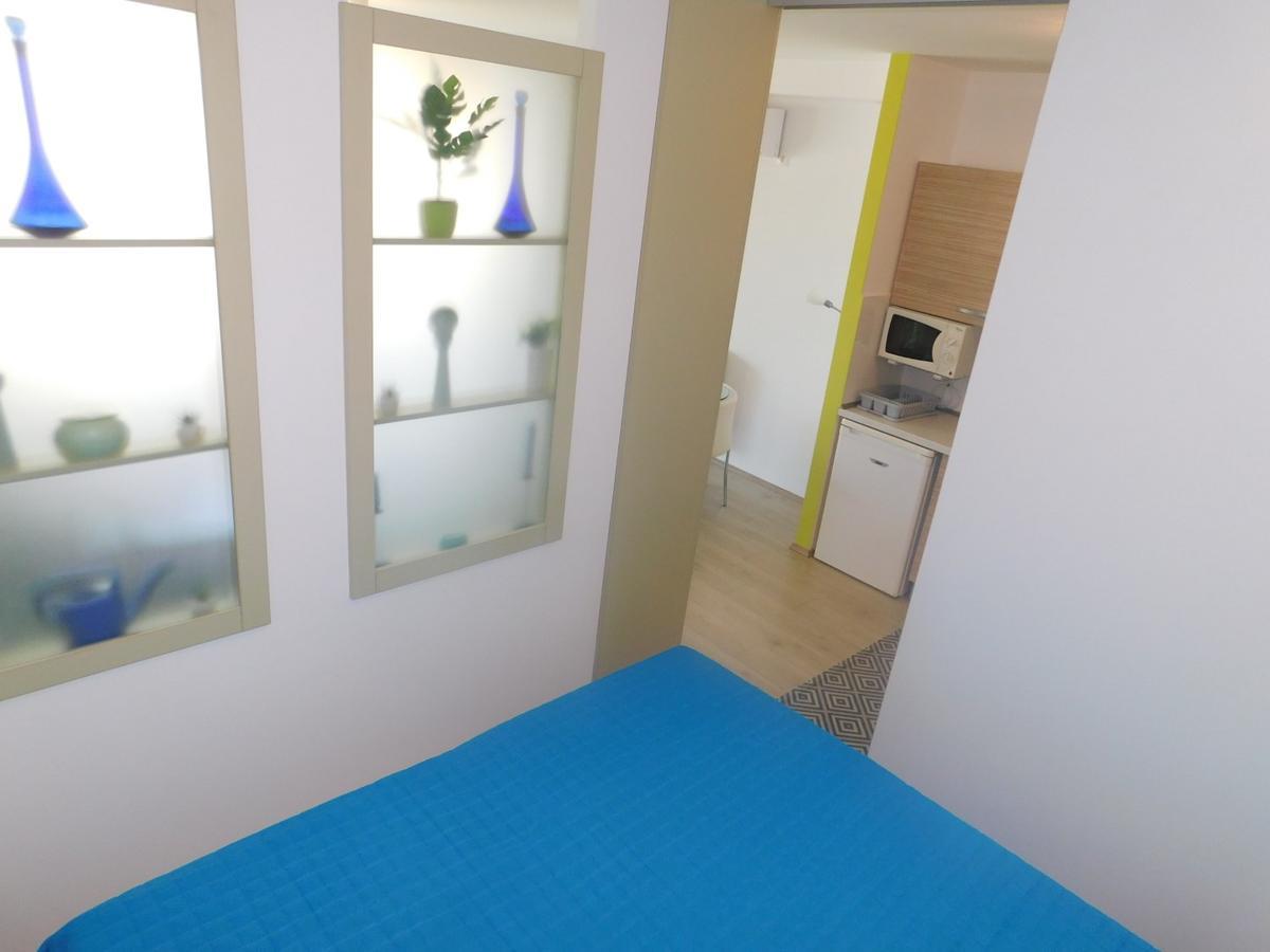 Relax Apartman Apartment Zamárdi Exterior foto