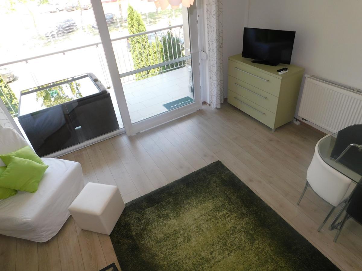 Relax Apartman Apartment Zamárdi Exterior foto